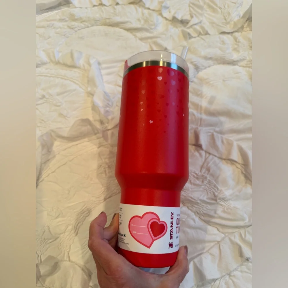 NWT new Stanley target valentines Heart Pattern Red Tumbler quencher 40 oz red - Picture 10 of 11